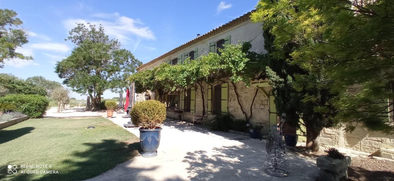 Le Mas Neuf 1752 Arles Exteriör bild