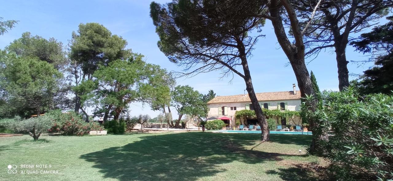 Le Mas Neuf 1752 Arles Exteriör bild